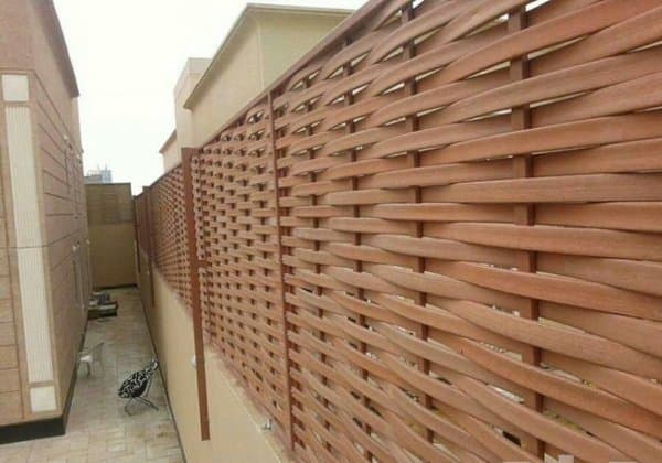 تركيب سواتر خشب1 في الرياض — سواتر